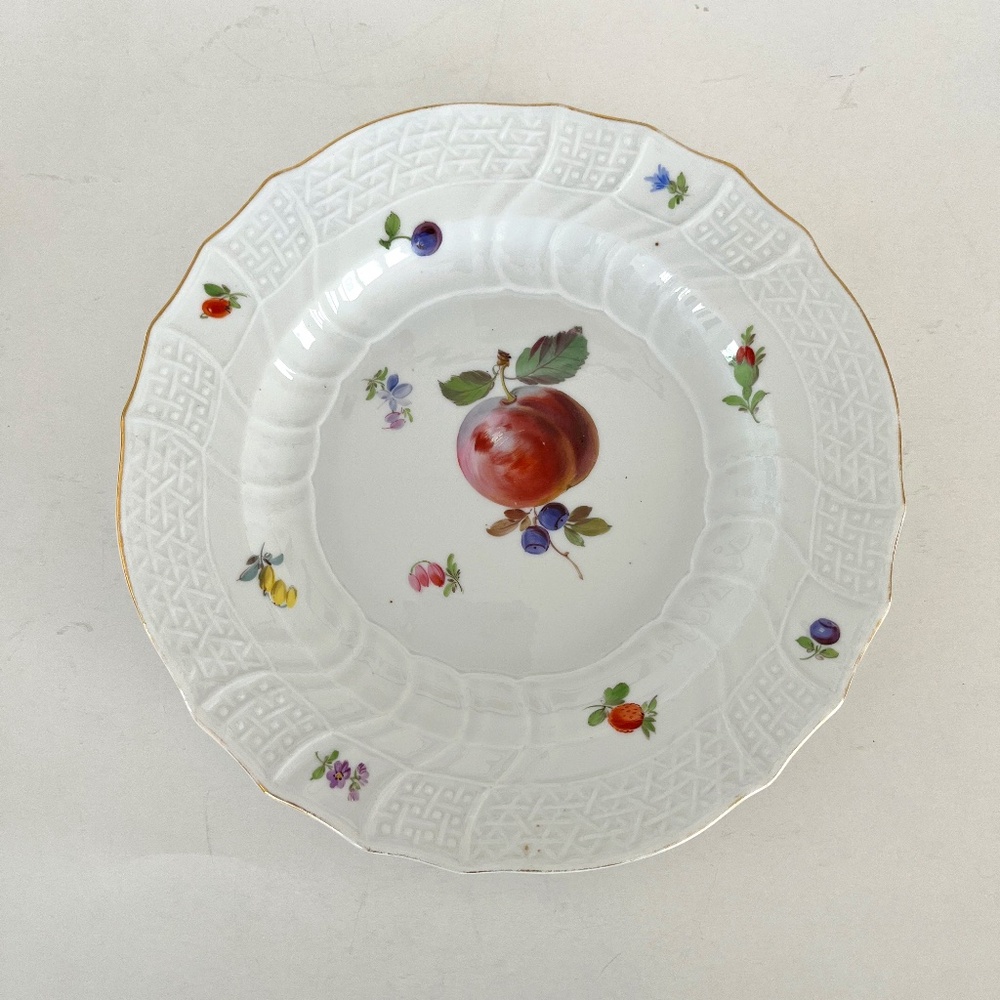MEISSEN PLATE-ANTIQUE